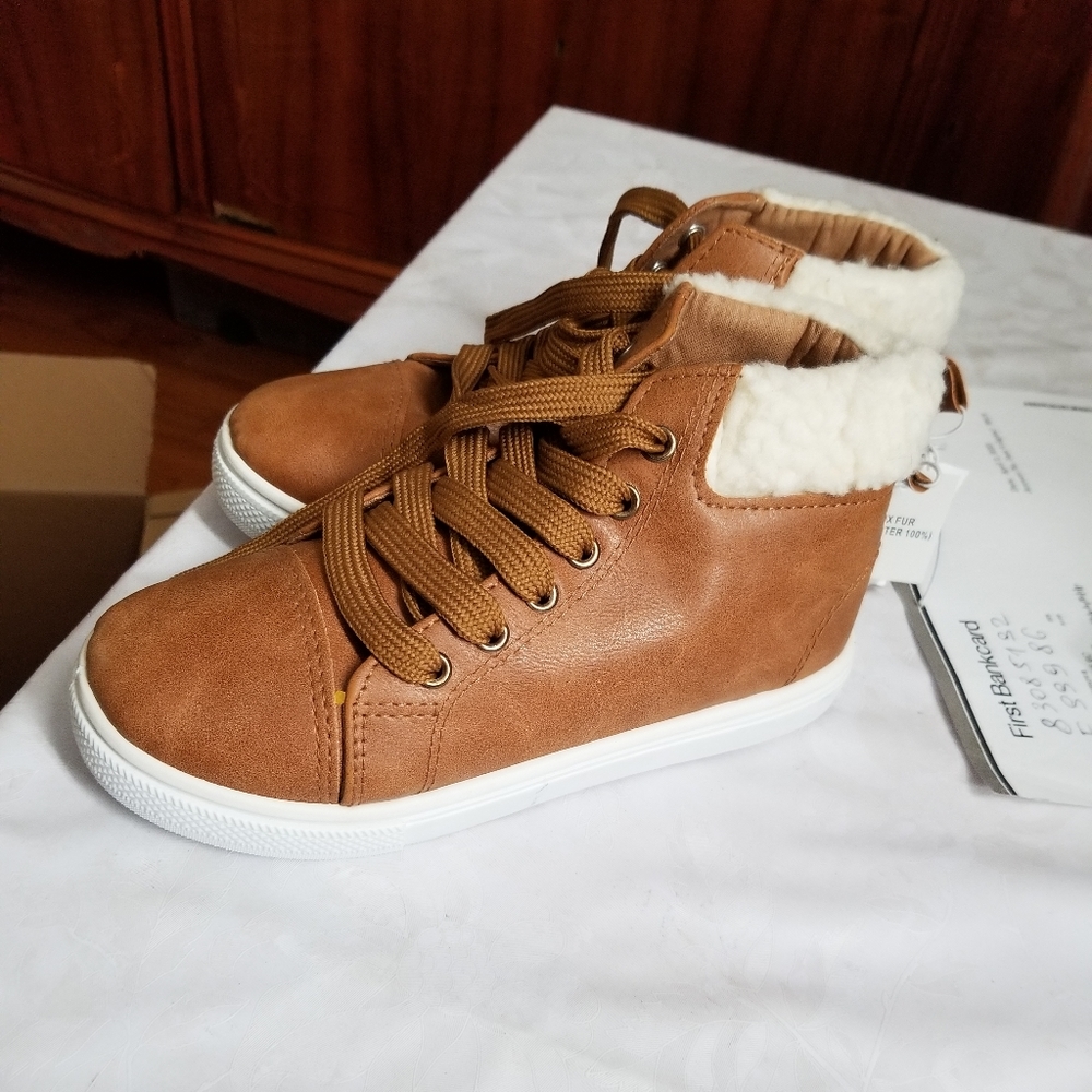 Kids shoes